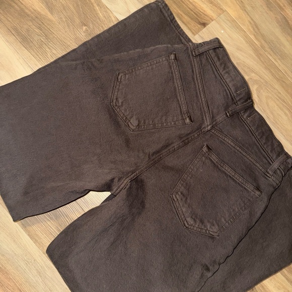 Abercrombie & Fitch Women’s Ultra High Rise 90’s straight leg jeans - brown - Picture 3 of 7